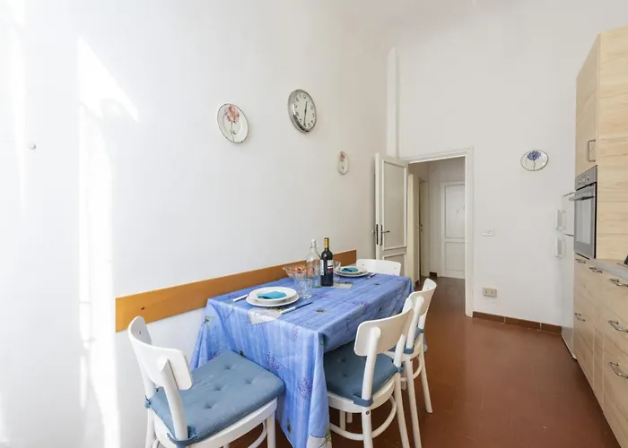 - Rucellai 1bd Appartement